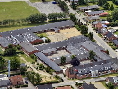Luftfoto af Stoholm skole